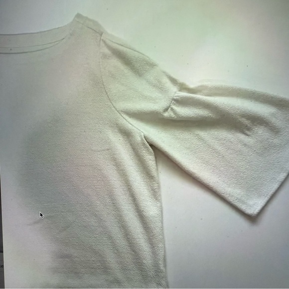 Elegant cream woman’s top size 2X bell sleeve work casual - Picture 7 of 7